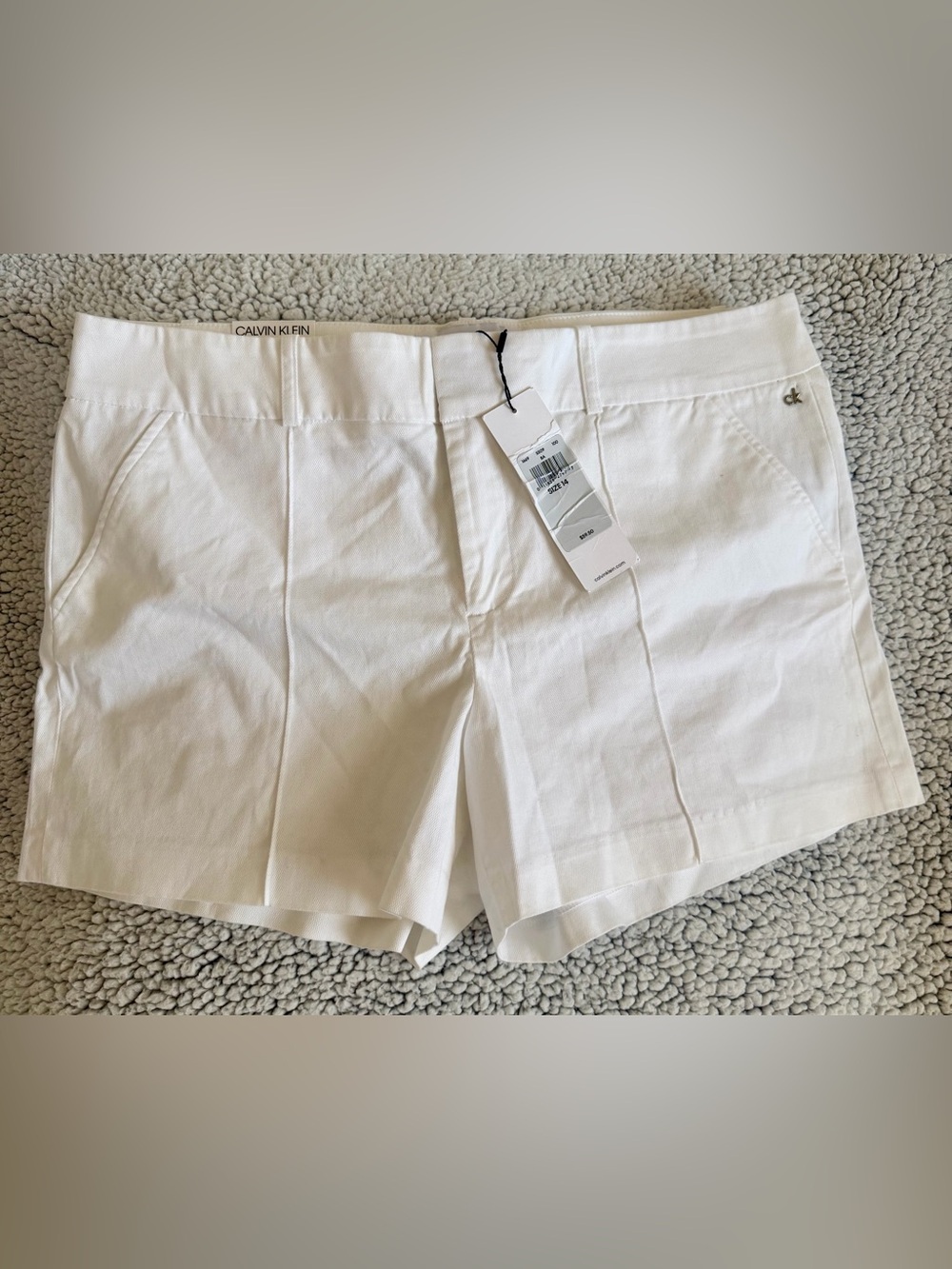 Calvin Klein White Pleated Tailored Linen Shorts